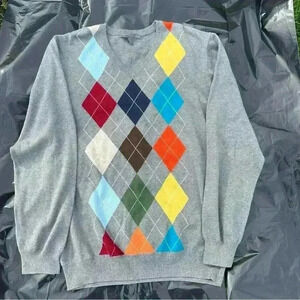 Old Navy Gray V-Neck Sweater with Colorful Argyle Design